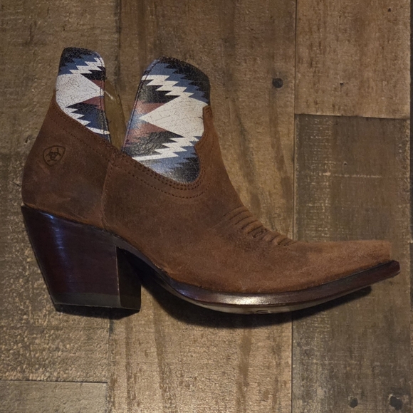 New $209 Ariat Chimayo Roughout Brown Suede Ankle Boots Aztec Hazel Dixon 7.5 - Picture 11 of 12